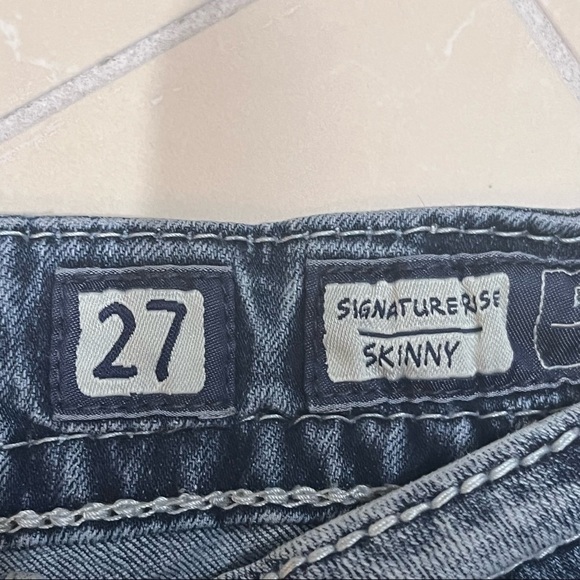 Miss Me Signature Rise Skinny Blue Denim Jeans Embellished Sz 27 - Picture 12 of 15